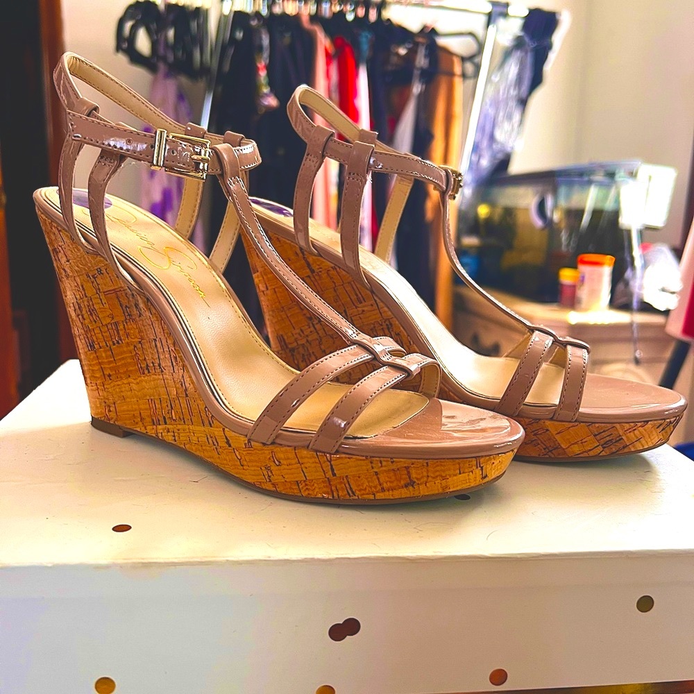 Jessica Simpson new nude wedge heel